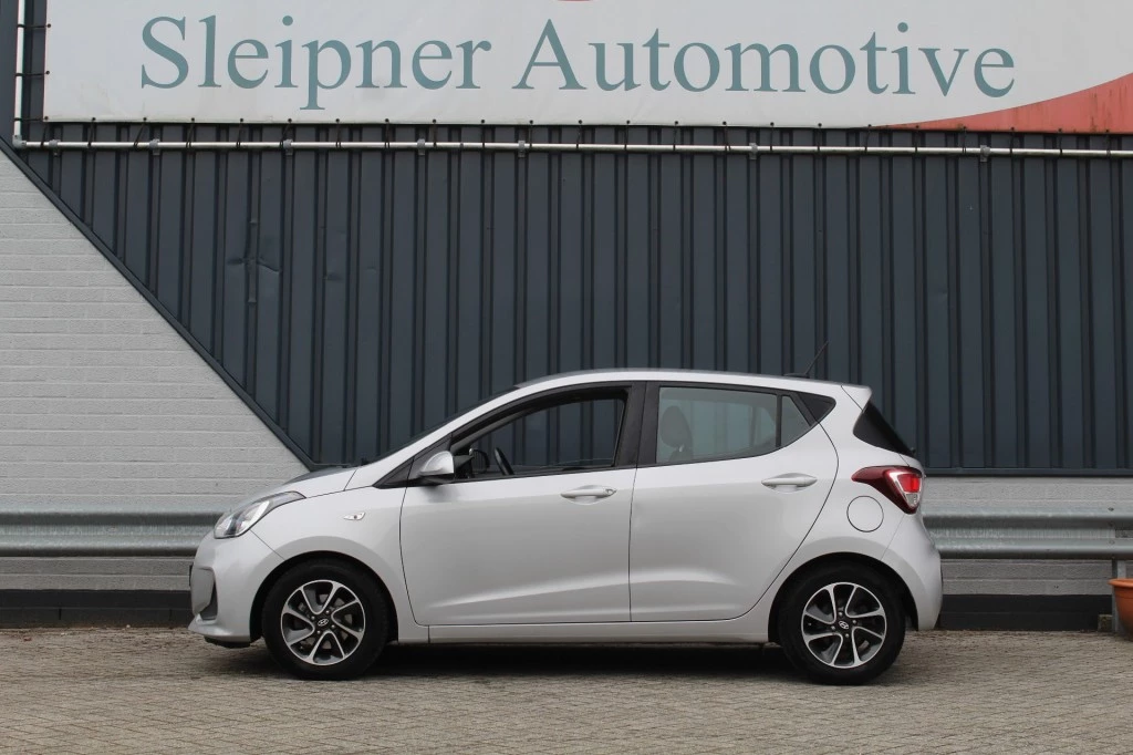Hoofdafbeelding Hyundai i10