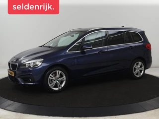 BMW 2-serie Gran Tourer 218i 7-Persoons | Trekhaak | Camera | Navigatie |  Climate control | Bluetooth | Cruise control | Parkeerhulp