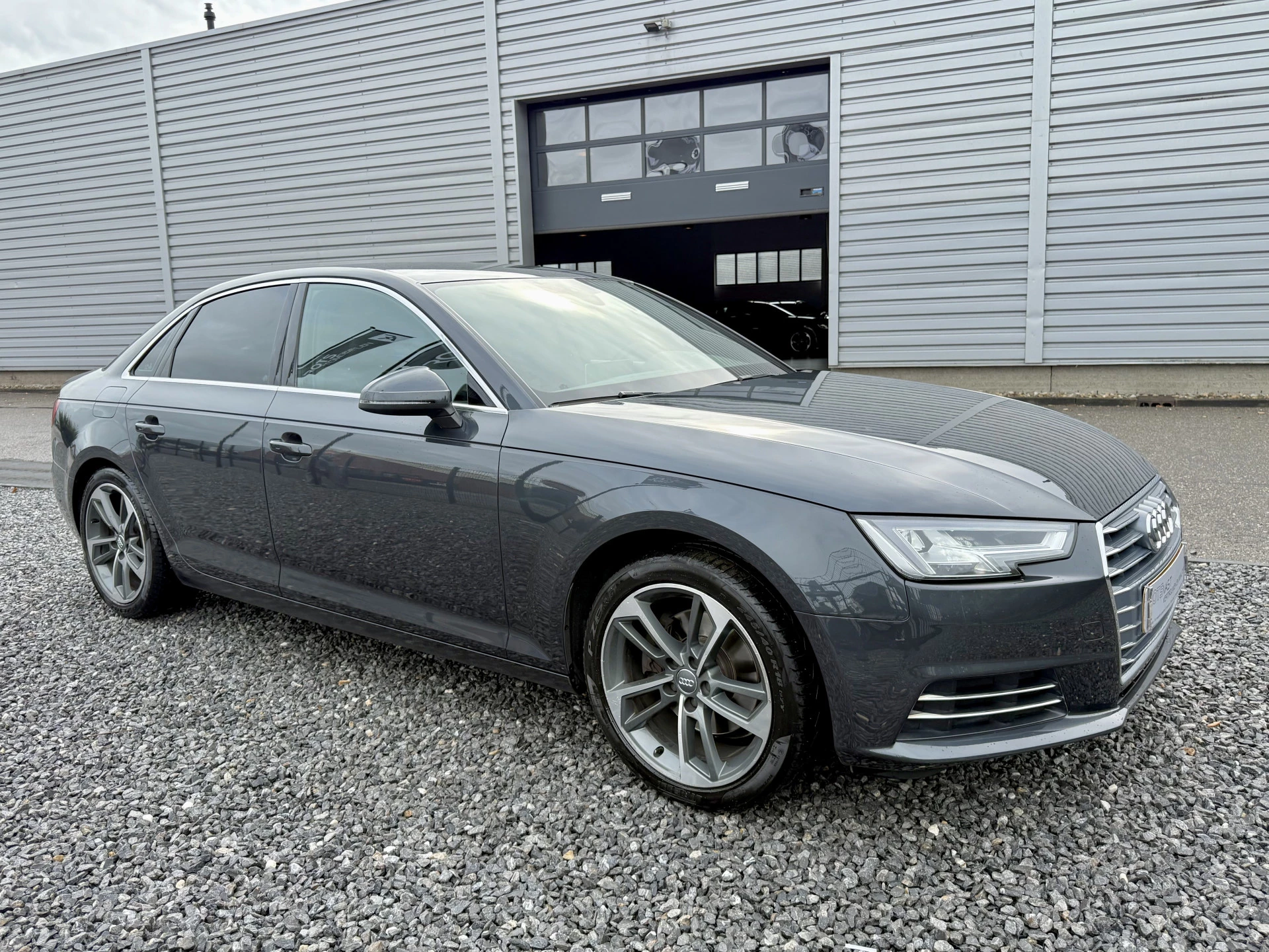 Hoofdafbeelding Audi A4