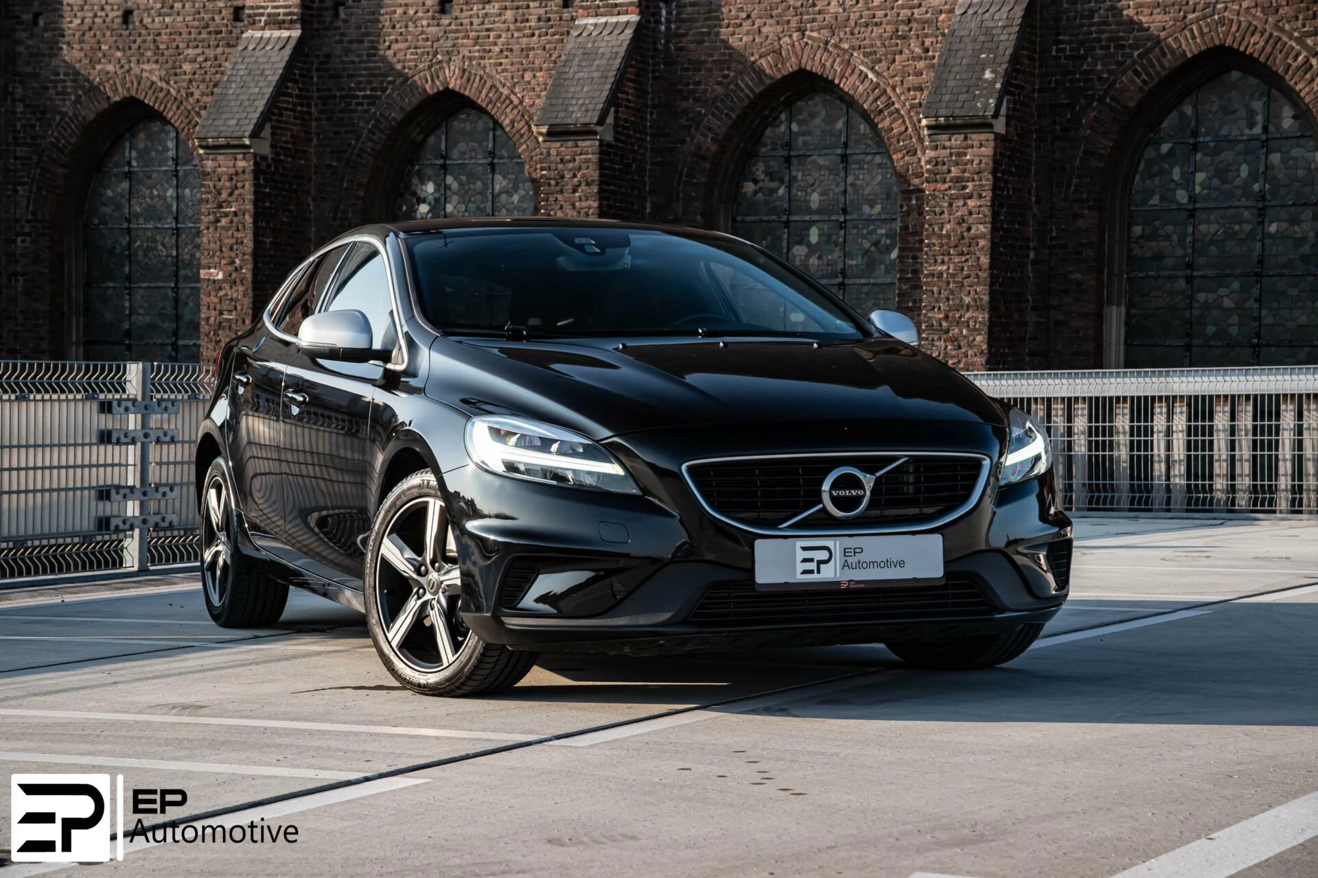 Hoofdafbeelding Volvo V40