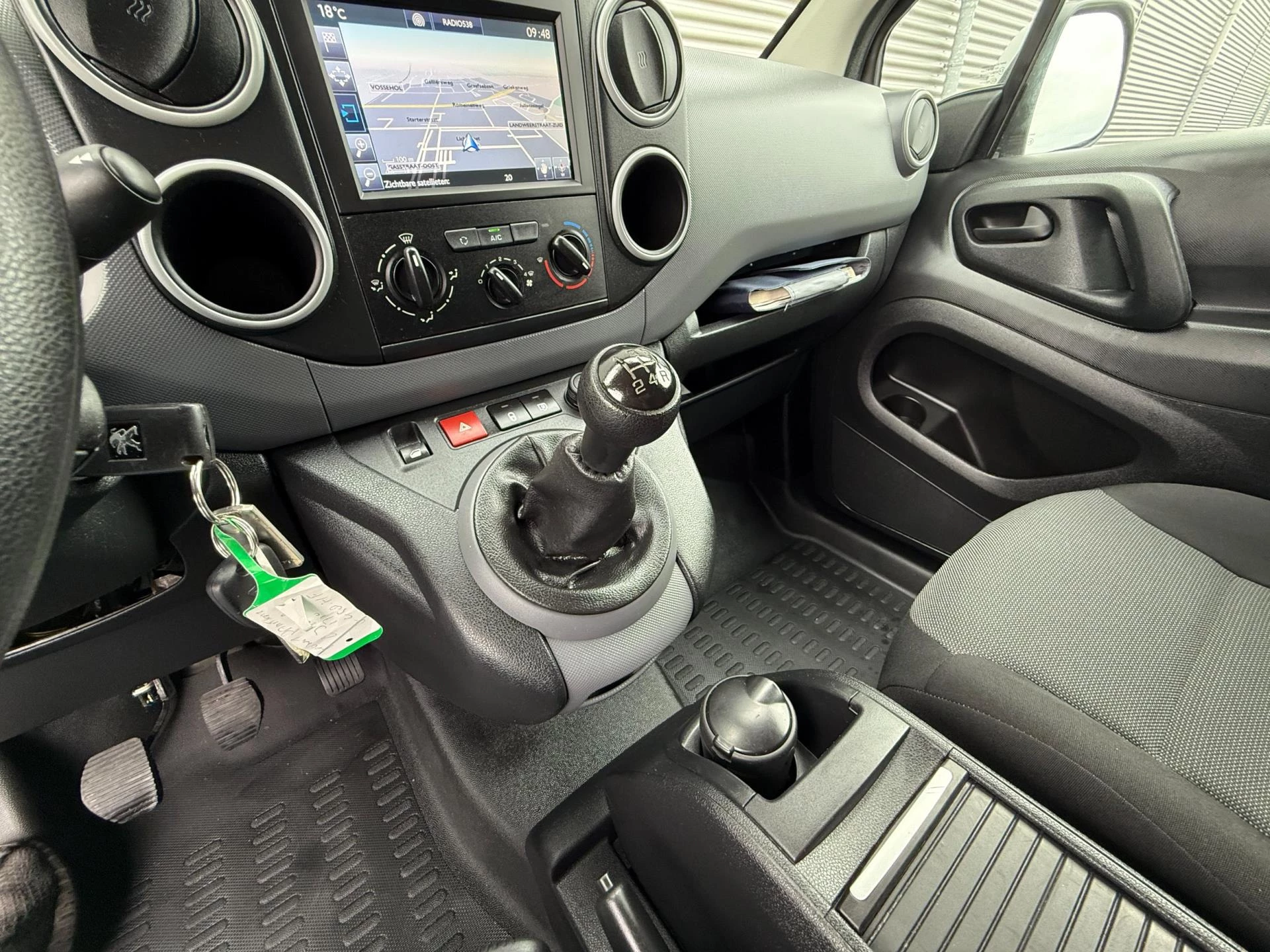 Hoofdafbeelding Peugeot Partner
