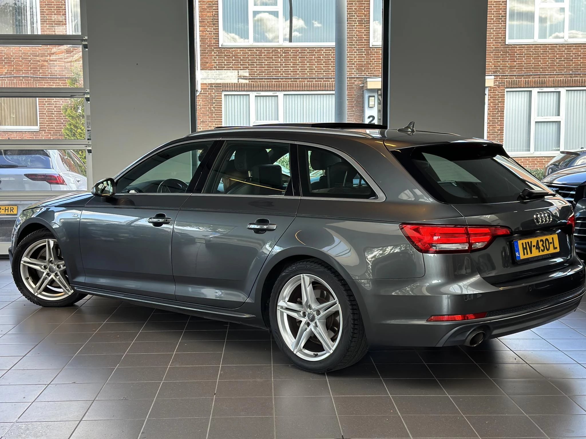 Hoofdafbeelding Audi A4