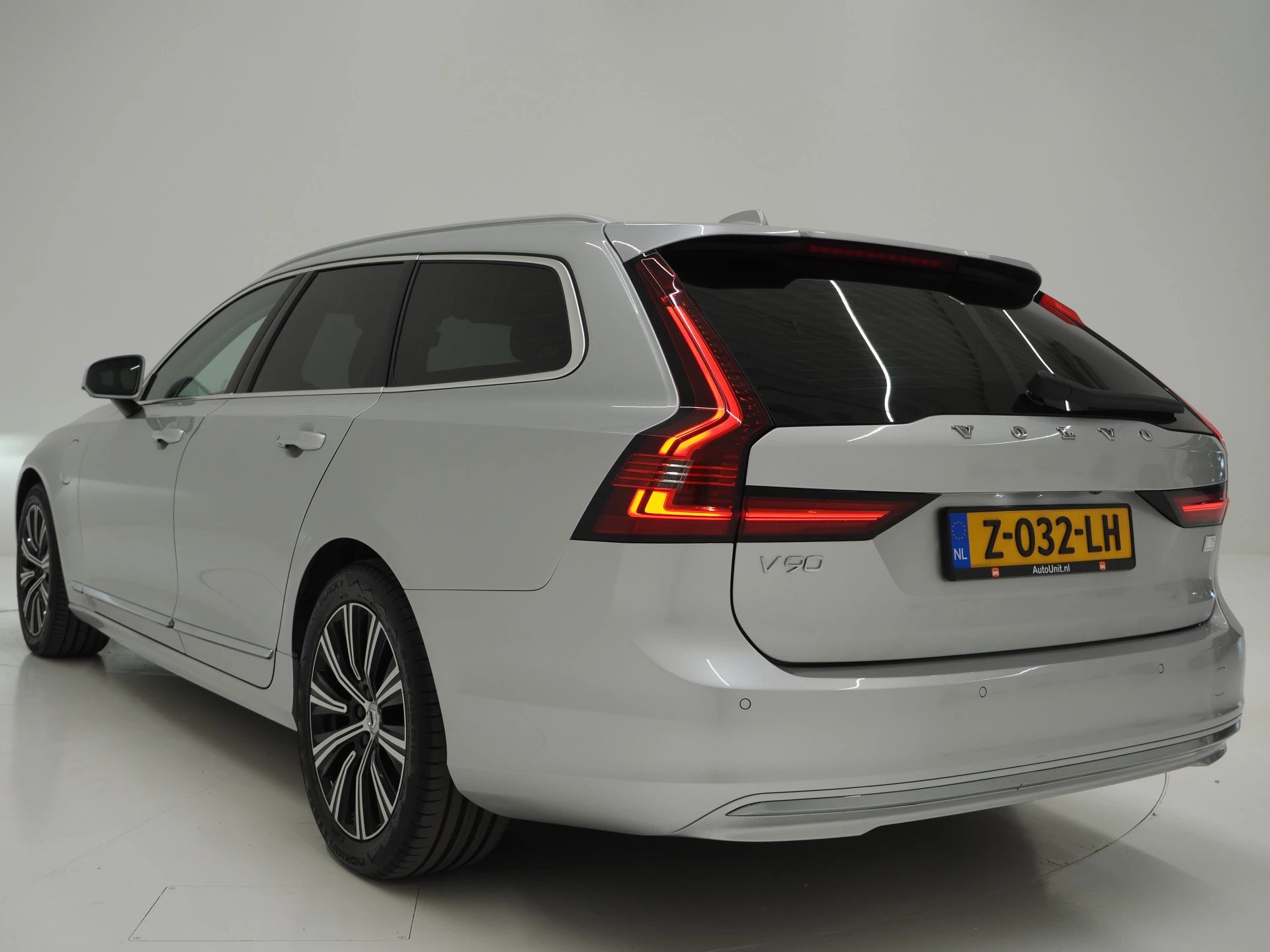 Hoofdafbeelding Volvo V90