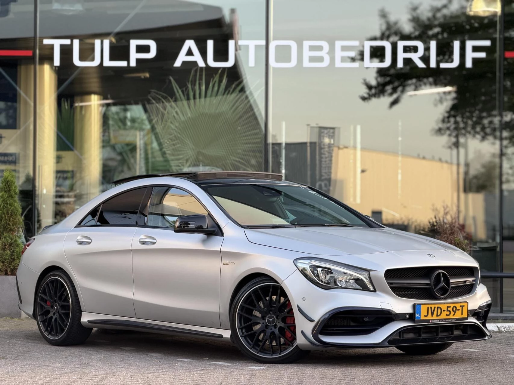Hoofdafbeelding Mercedes-Benz CLA