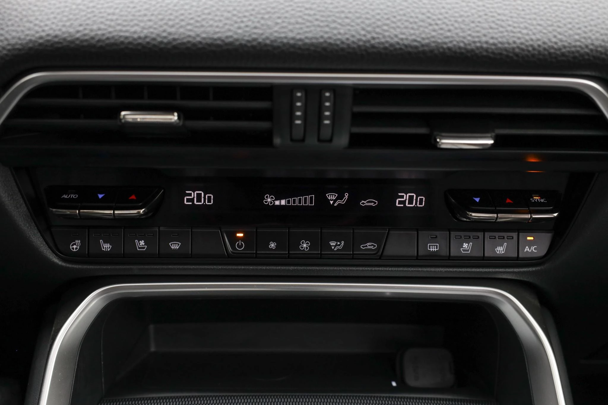 Hoofdafbeelding Mazda CX-60