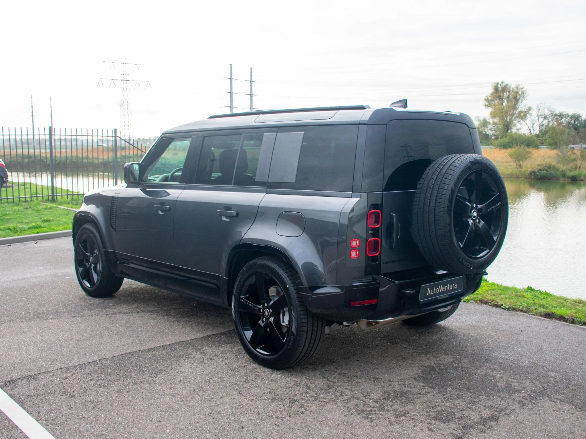Hoofdafbeelding Land Rover Defender