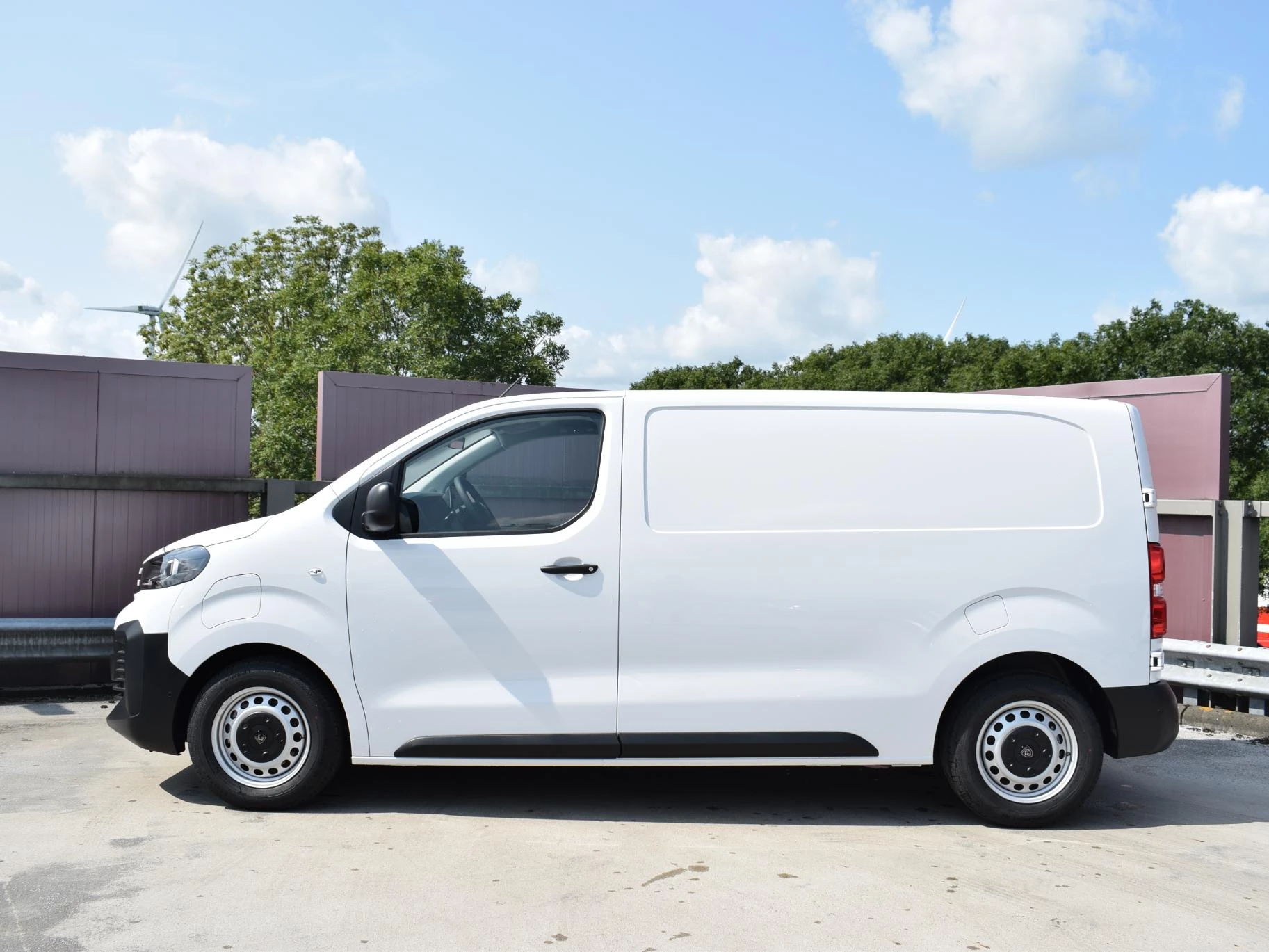 Hoofdafbeelding Peugeot e-Expert