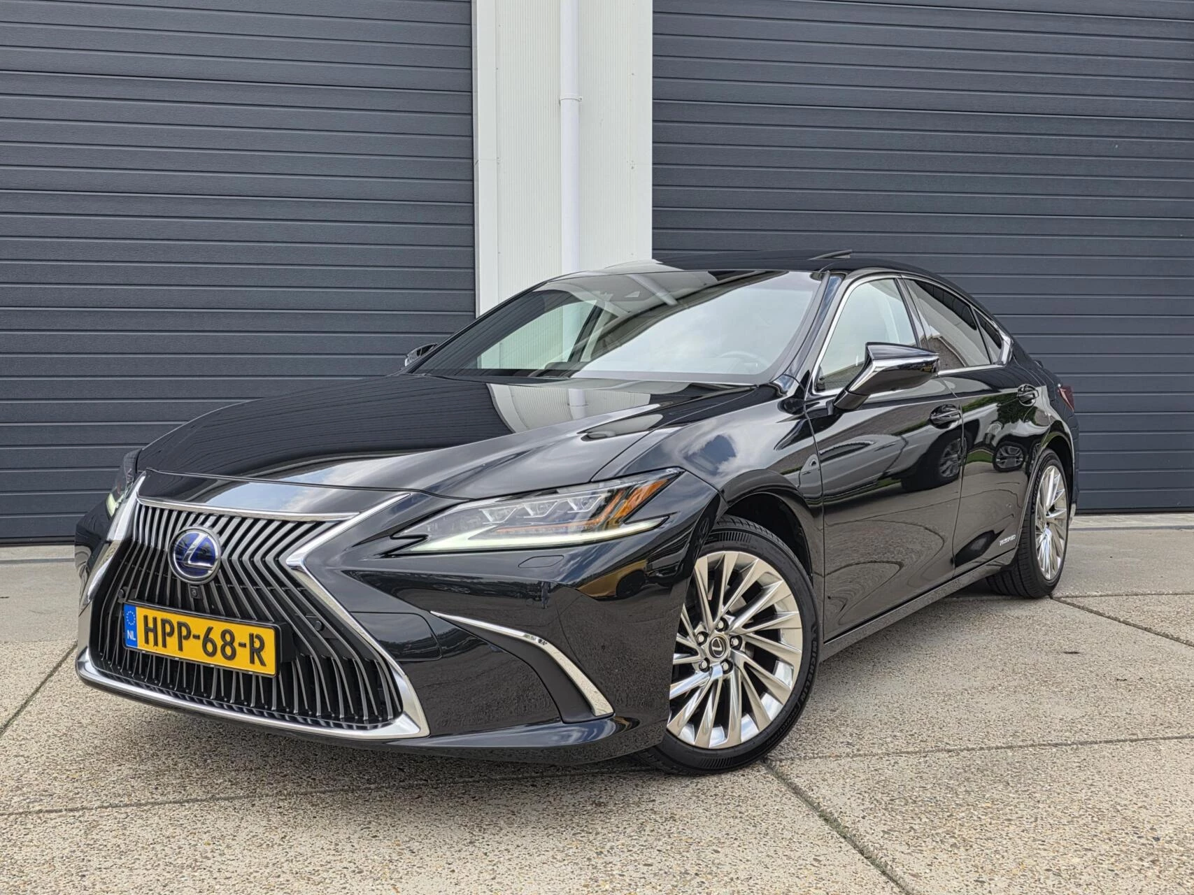 Hoofdafbeelding Lexus ES