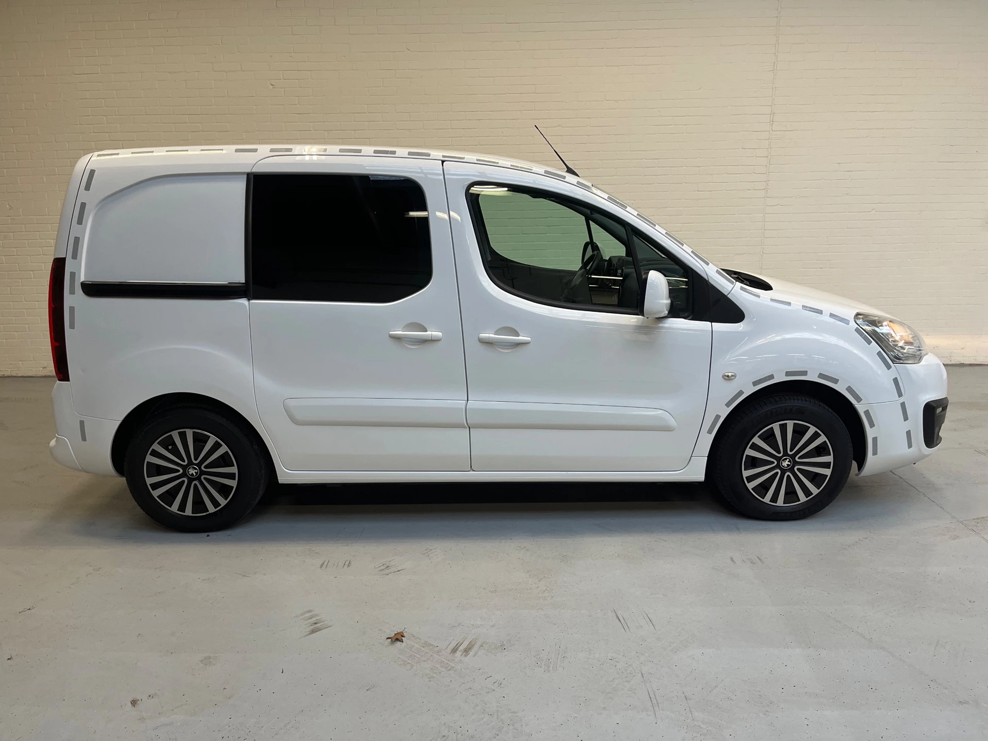 Hoofdafbeelding Peugeot Partner