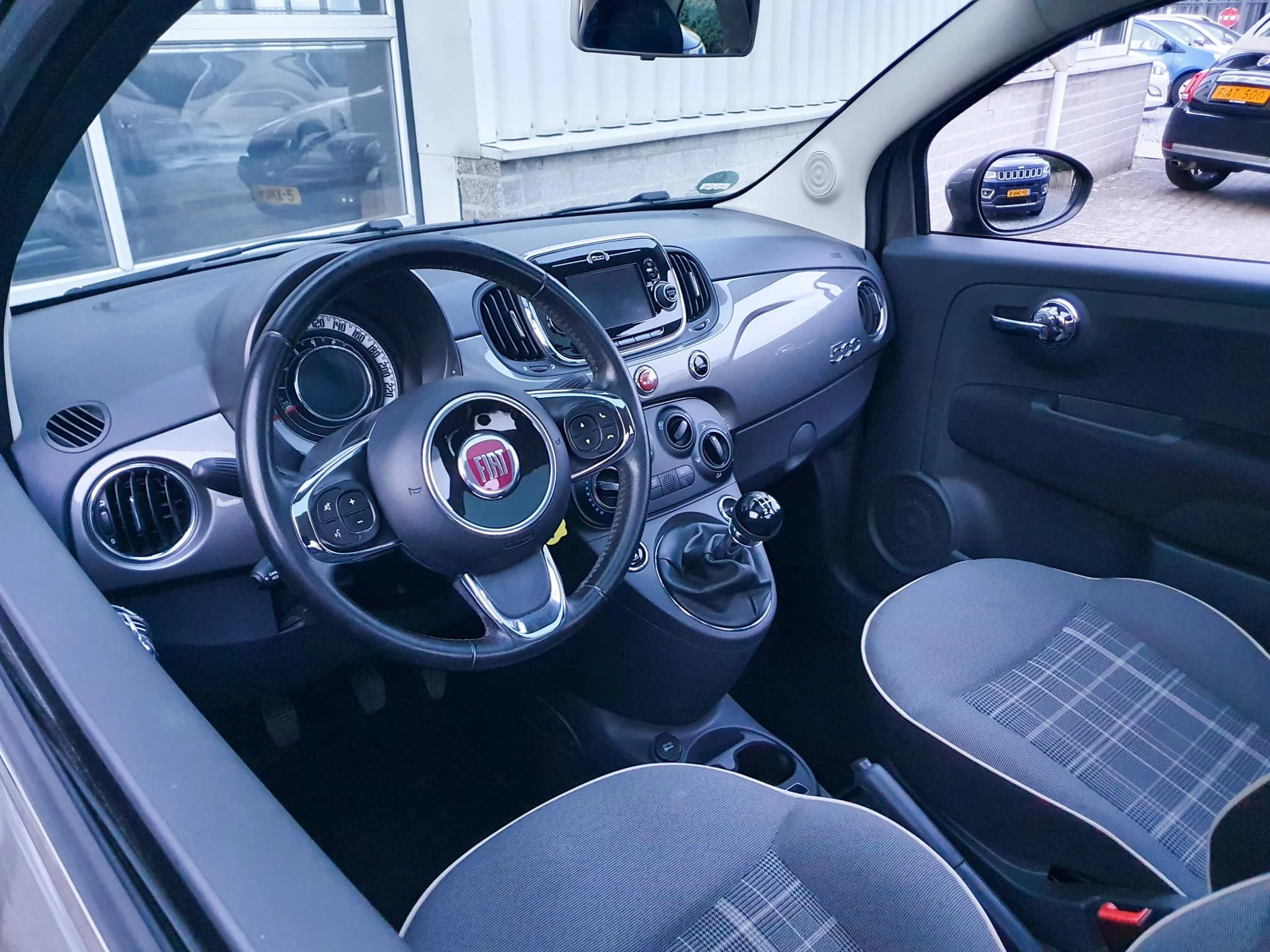 Hoofdafbeelding Fiat 500