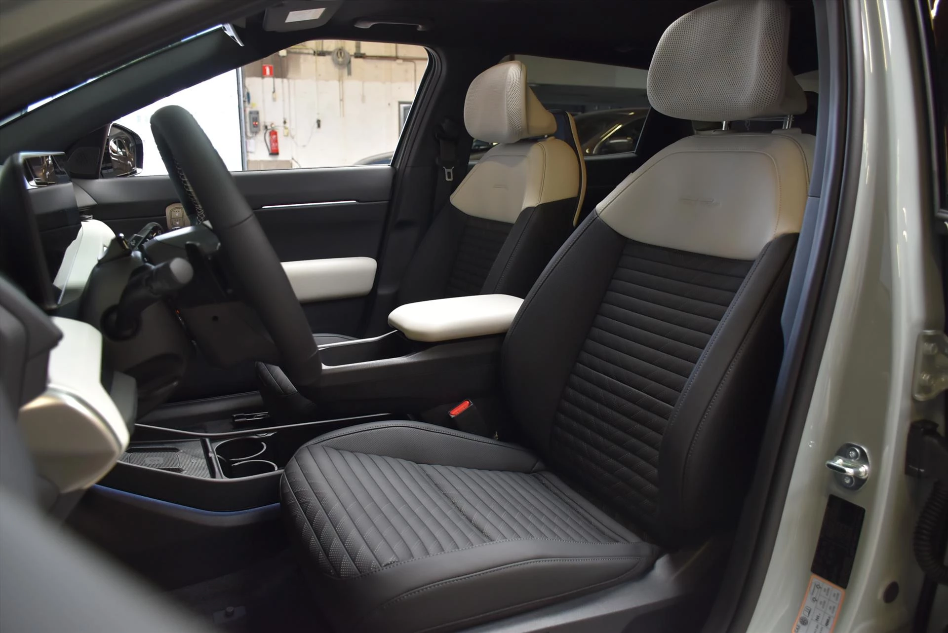 Hoofdafbeelding Kia EV4