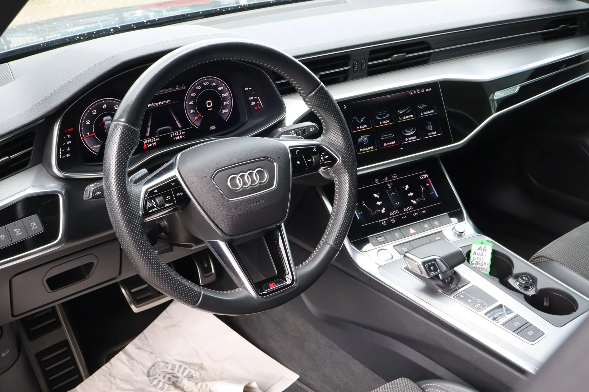 Hoofdafbeelding Audi A6