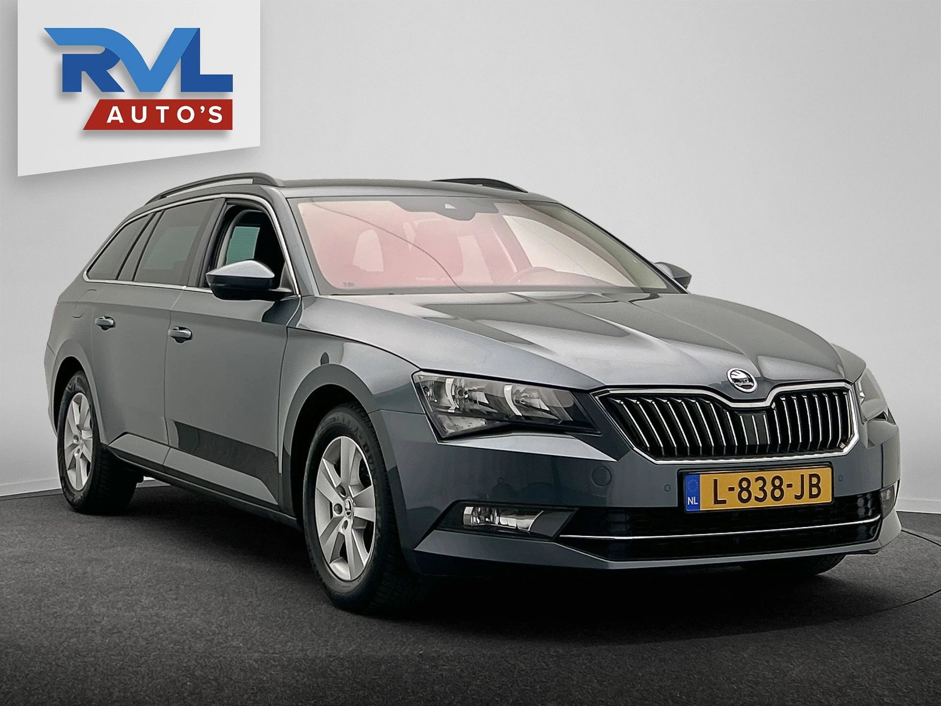 Hoofdafbeelding Škoda Superb