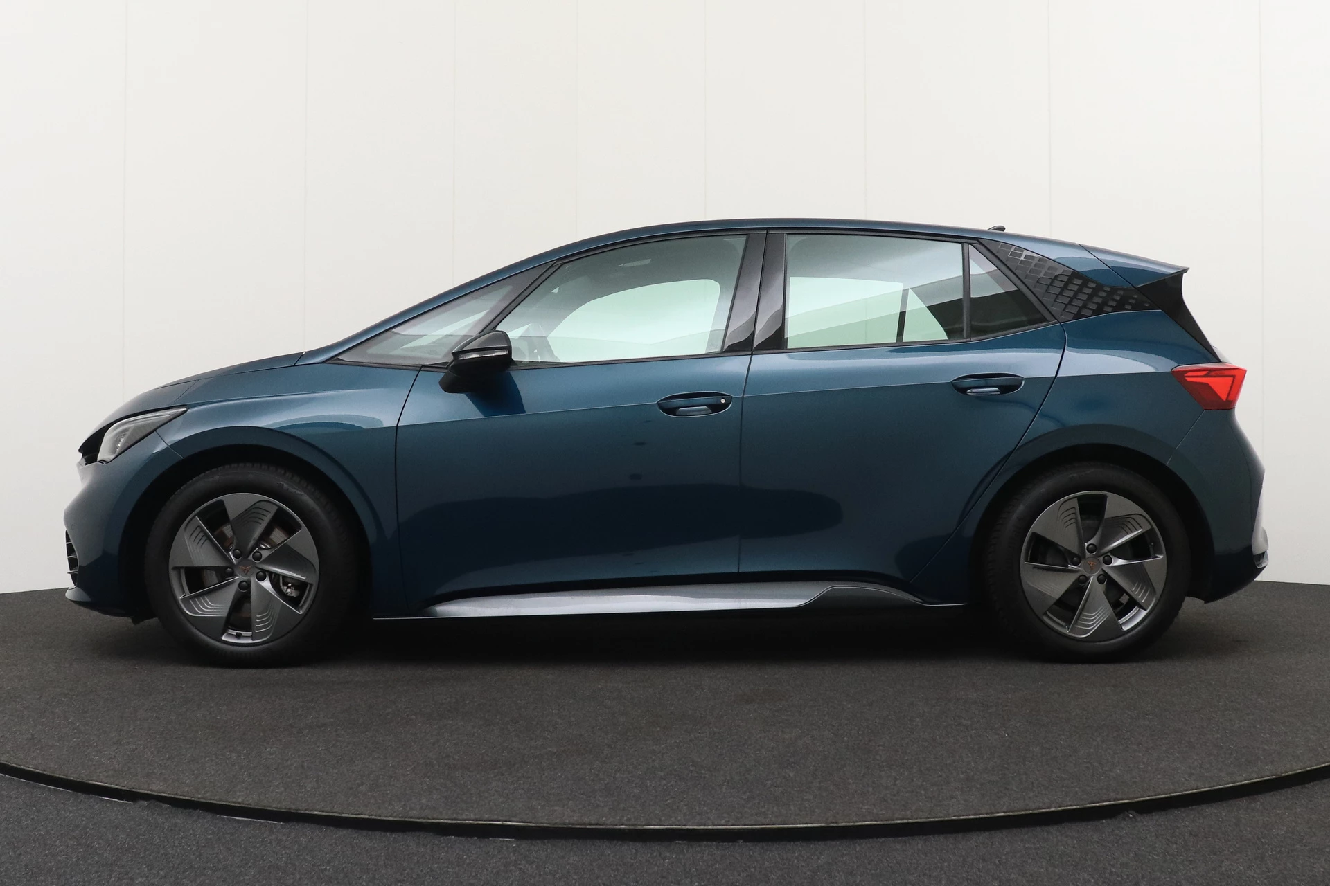 Hoofdafbeelding CUPRA Born