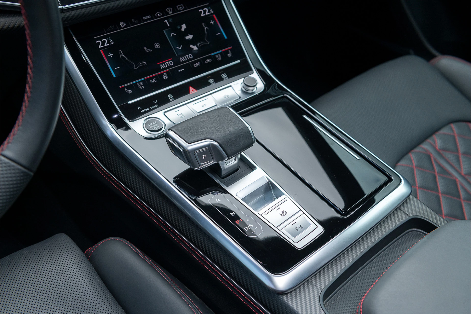 Hoofdafbeelding Audi Q8