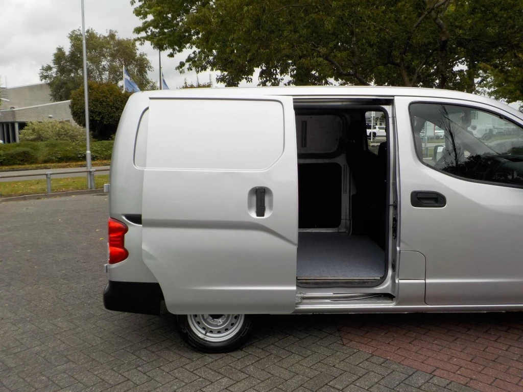 Hoofdafbeelding Nissan NV200