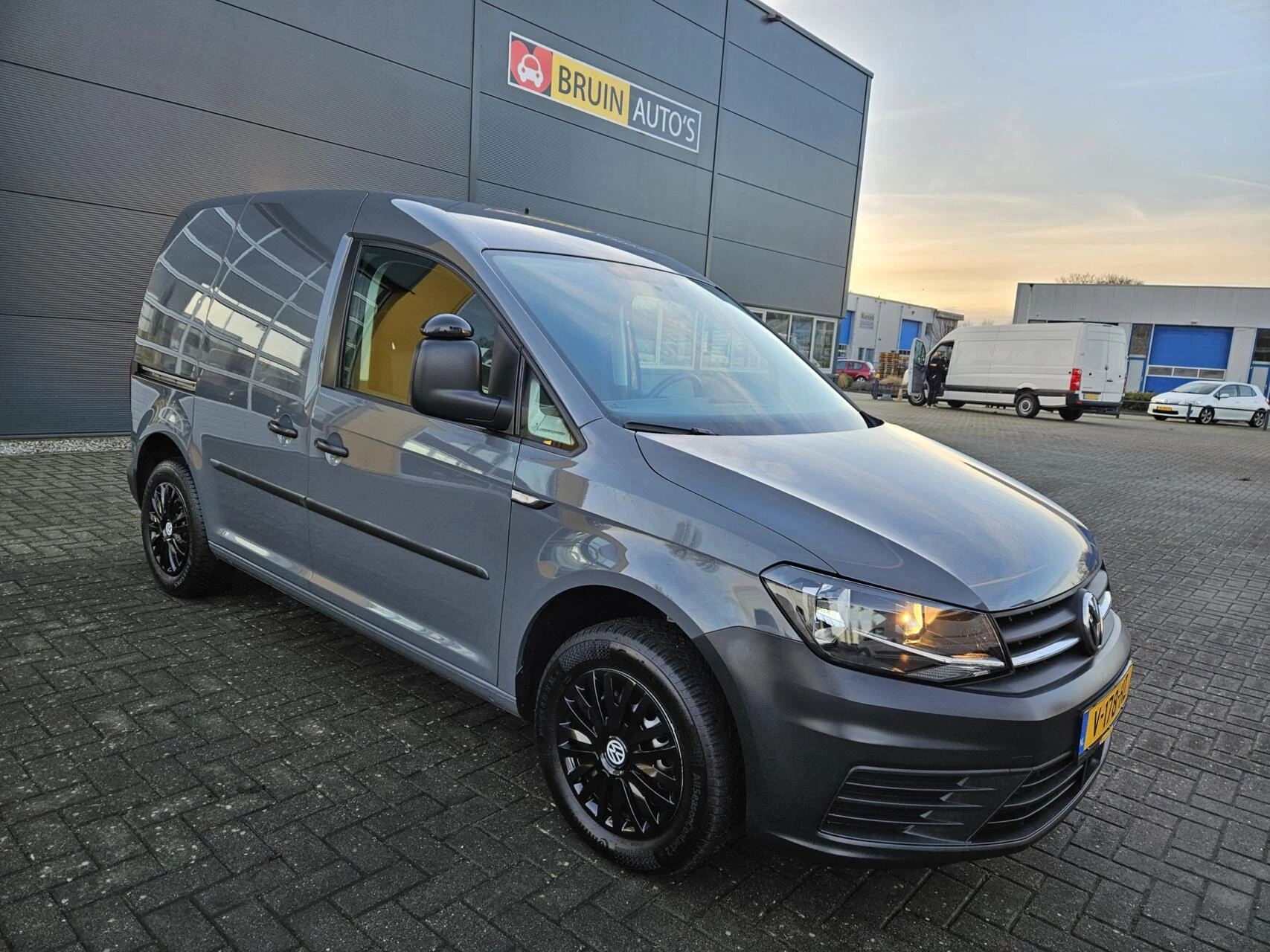 Hoofdafbeelding Volkswagen Caddy