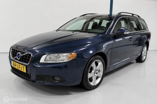 Hoofdafbeelding Volvo V70 Volvo V70 2.0T Momentum LEER / NAVI