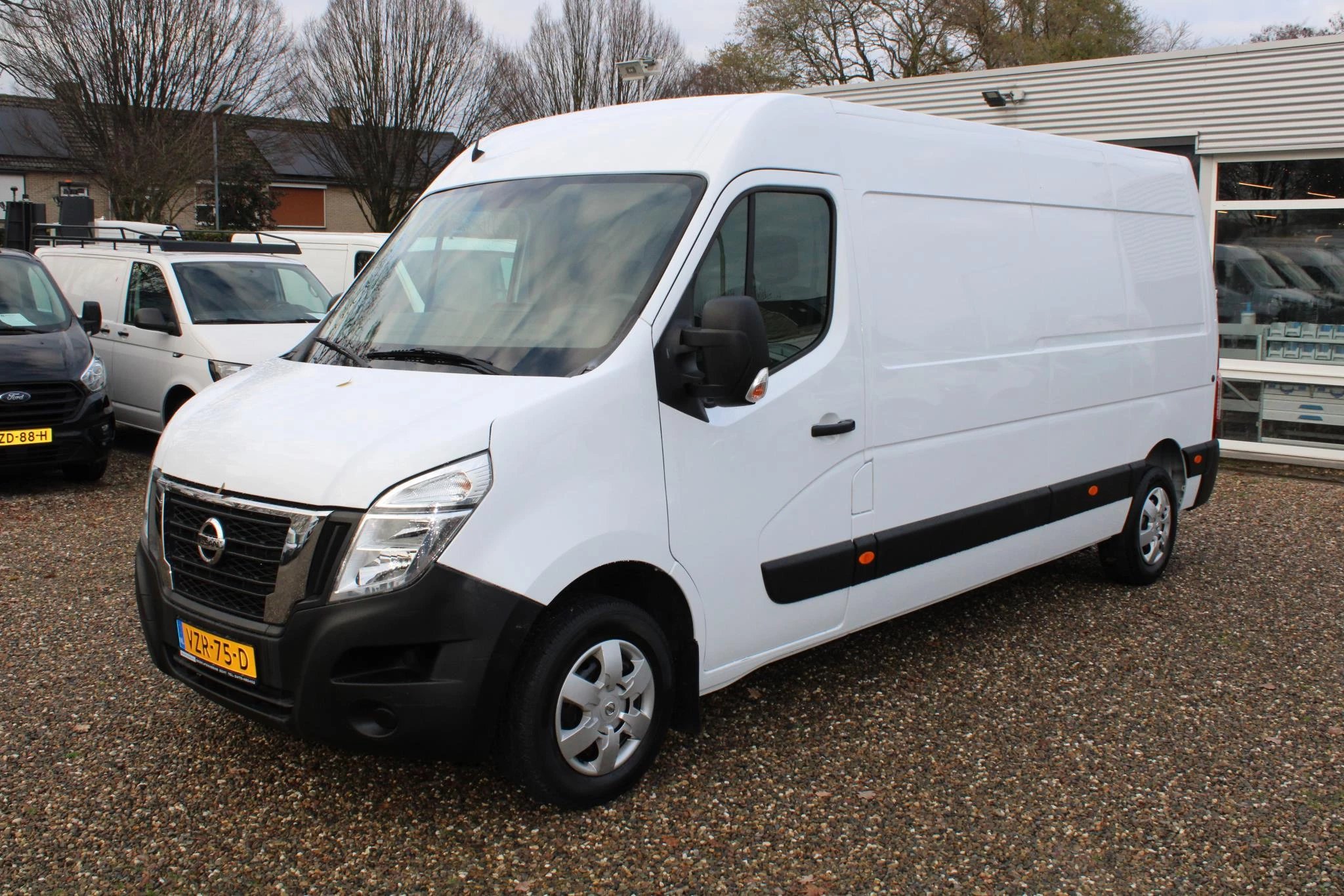 Hoofdafbeelding Nissan NV400