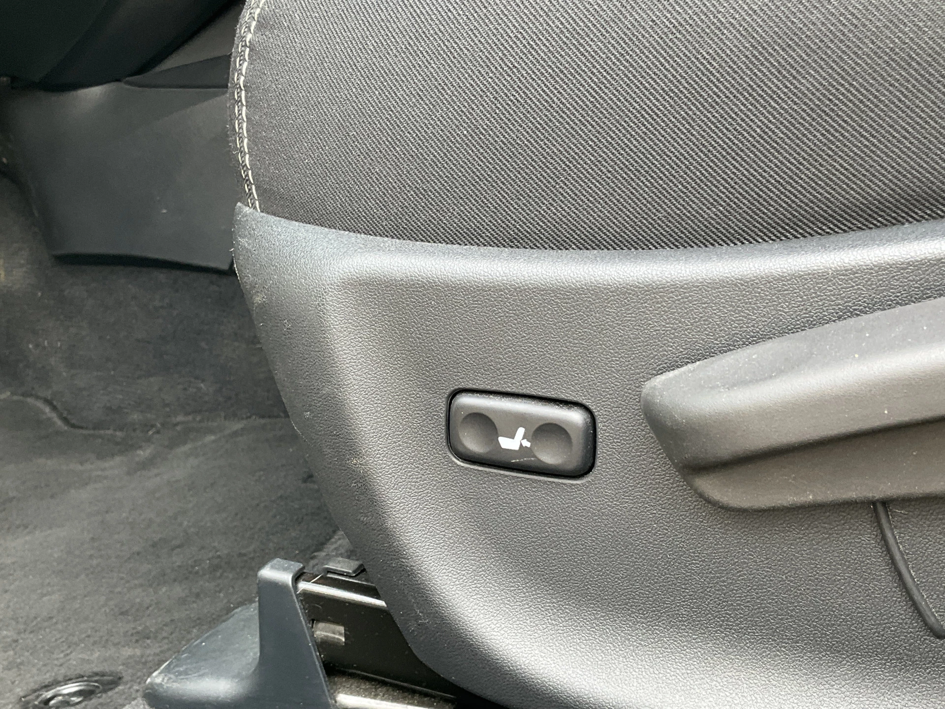 Hoofdafbeelding Toyota Avensis