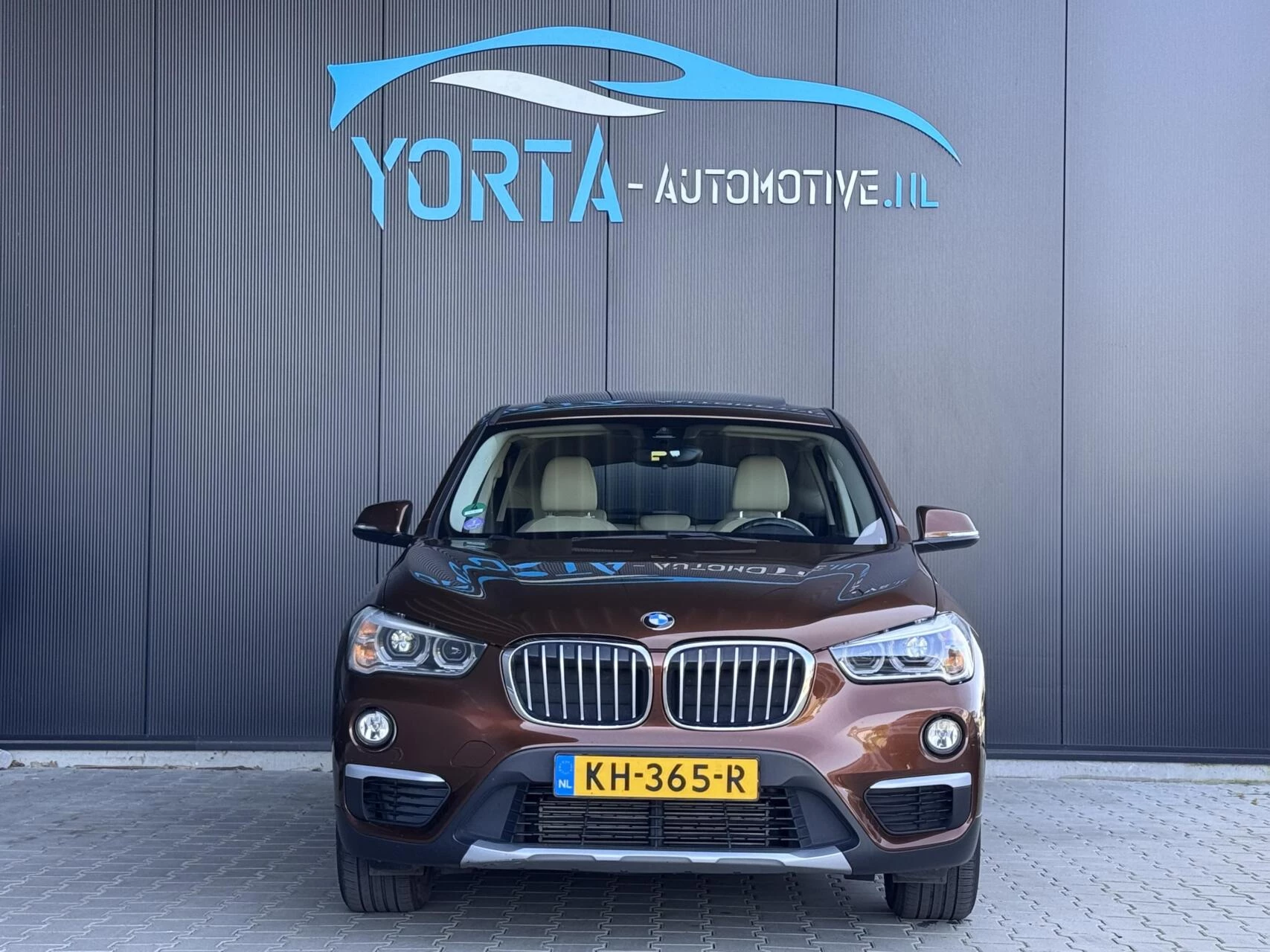 Hoofdafbeelding BMW X1
