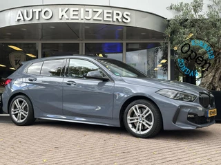 BMW 1-serie 120d High Executive M Pakket Panoramadak LED Ambient 17”LM