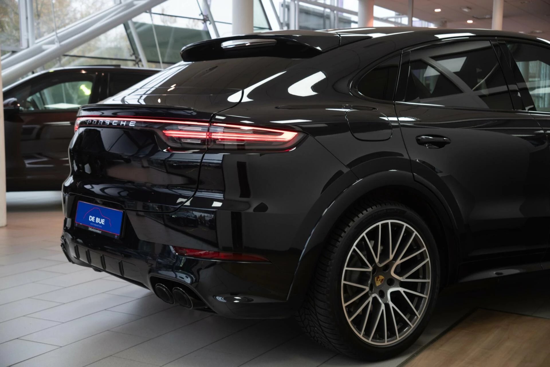 Hoofdafbeelding Porsche Cayenne