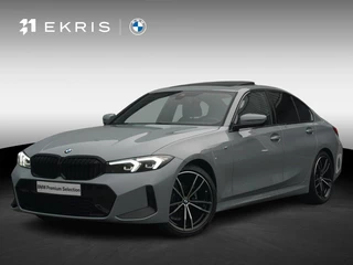 BMW 3 Serie Sedan 318i M sport / Trekhaak / Schuif- Kanteldak / Hifi