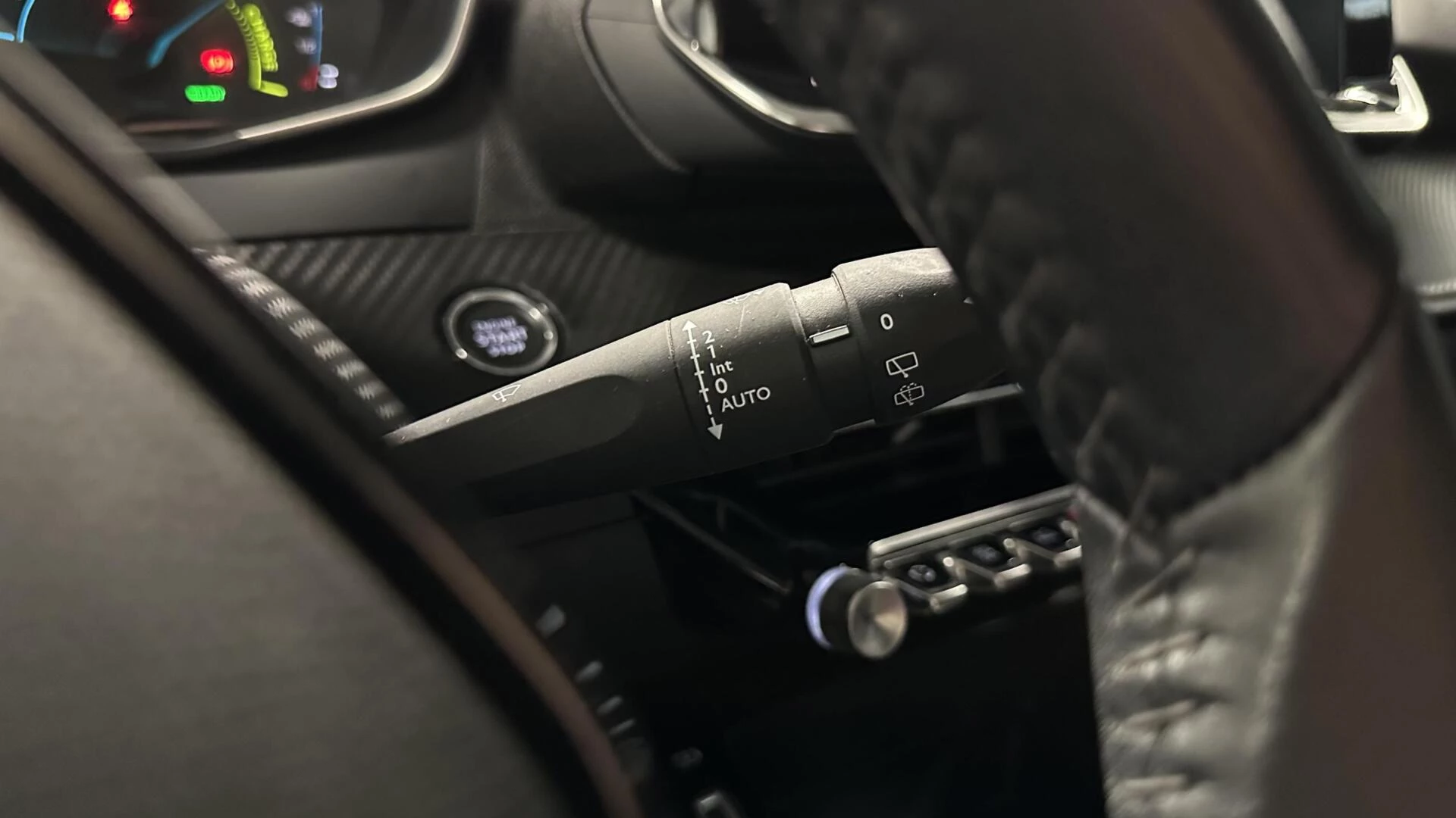 Hoofdafbeelding Peugeot e-208