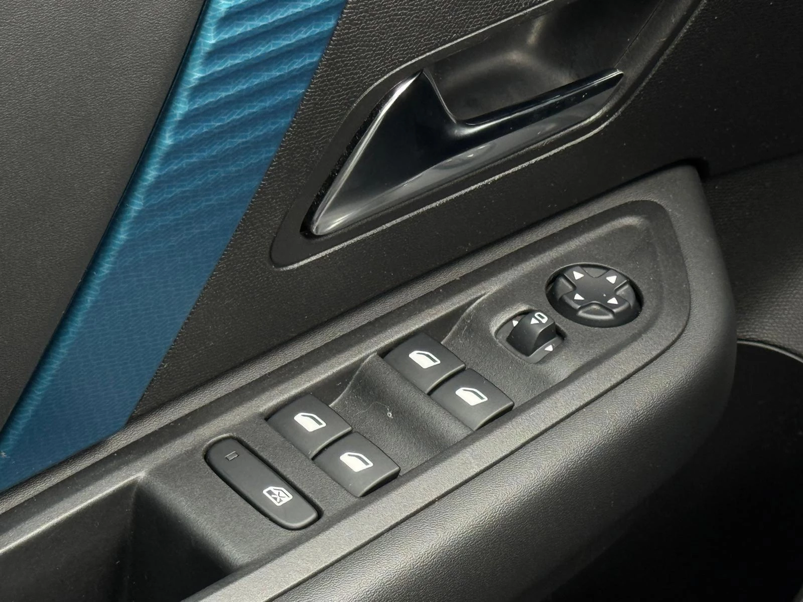 Hoofdafbeelding Citroën ë-C4