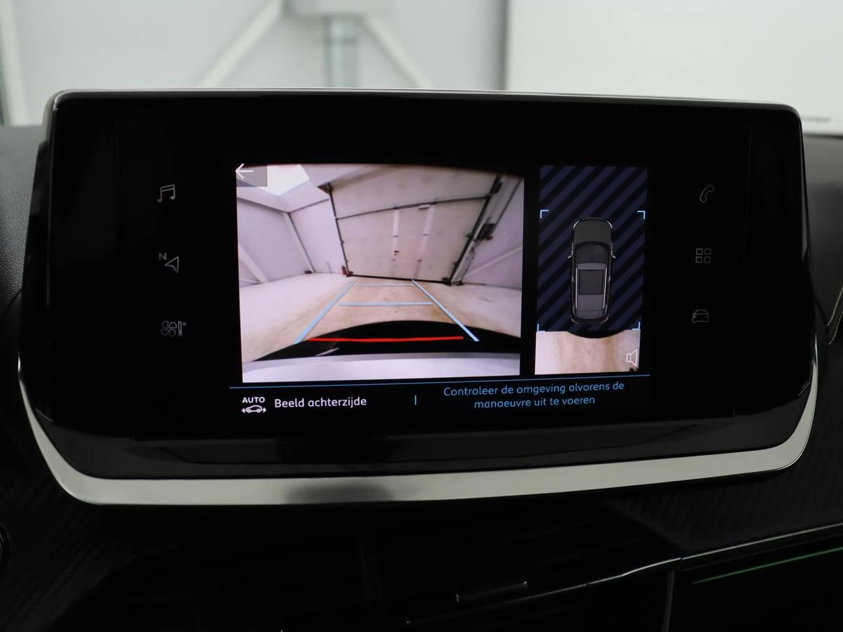 Hoofdafbeelding Peugeot e-2008