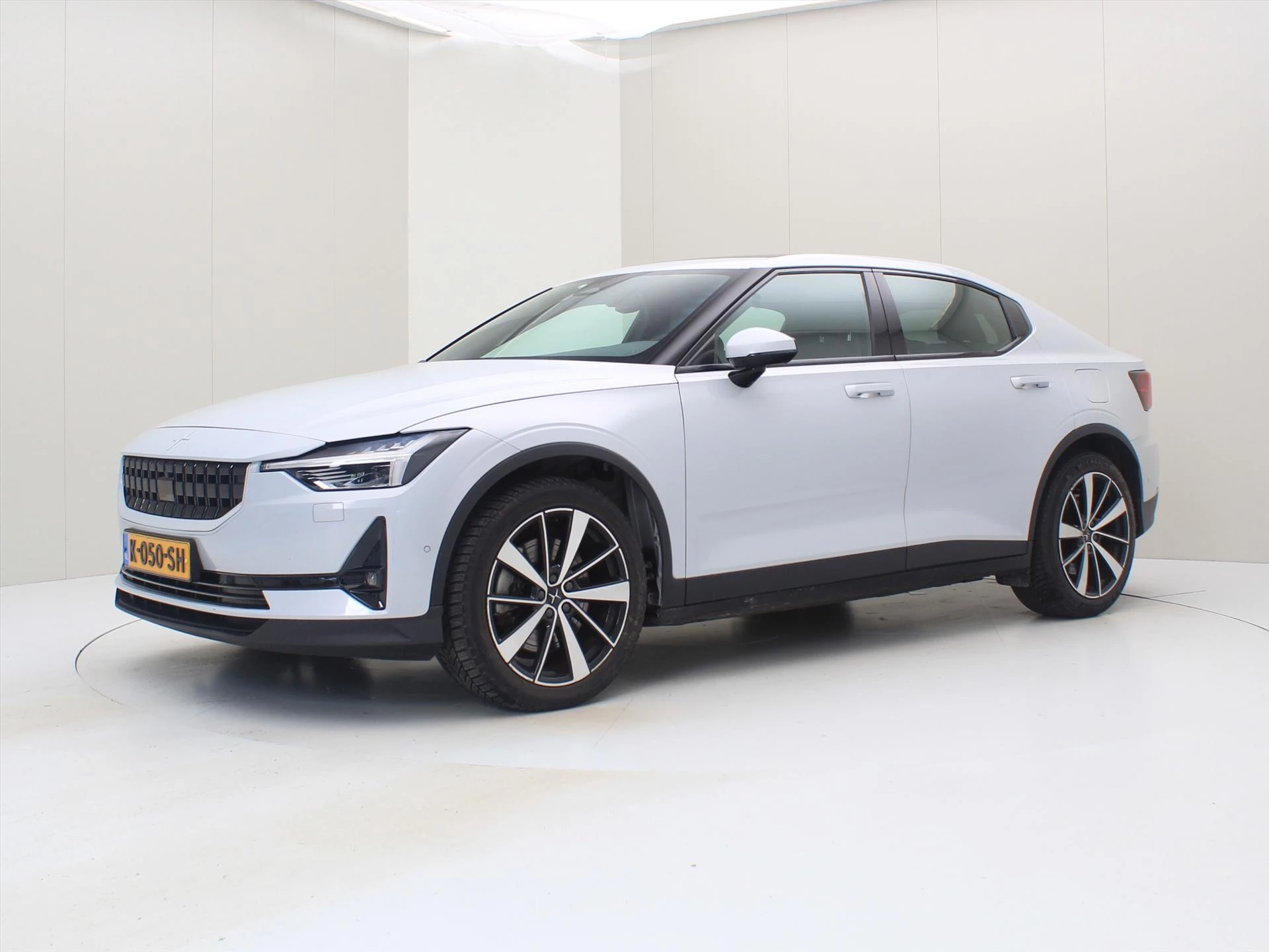 Hoofdafbeelding Polestar 2