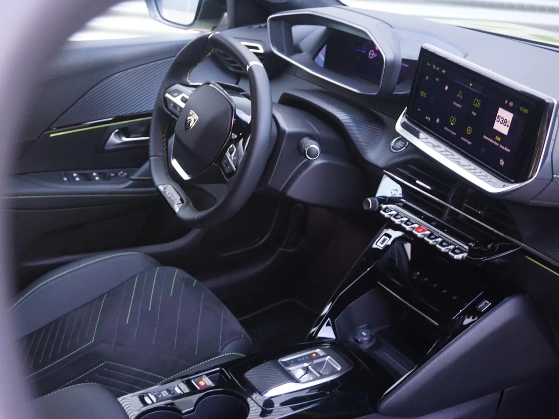 Hoofdafbeelding Peugeot e-208