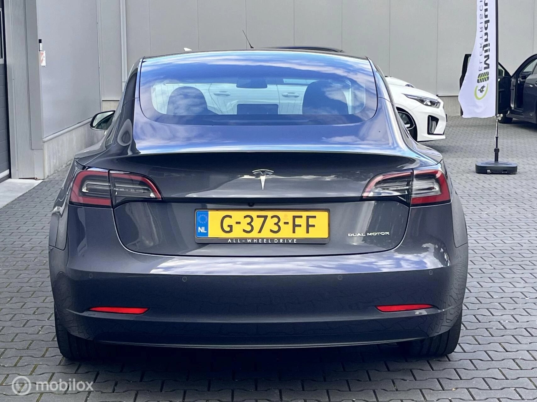 Hoofdafbeelding Tesla Model 3