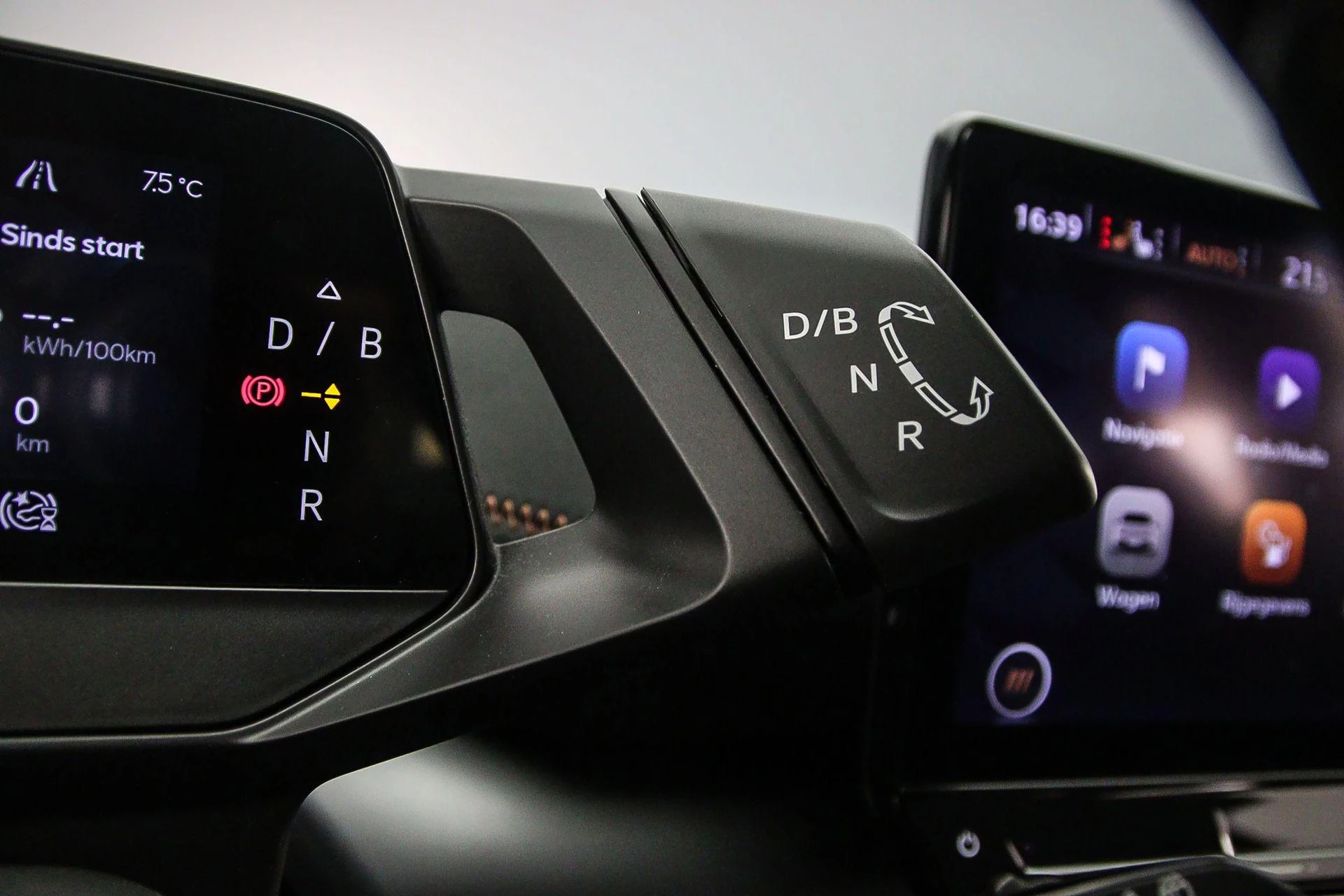 Hoofdafbeelding CUPRA Born