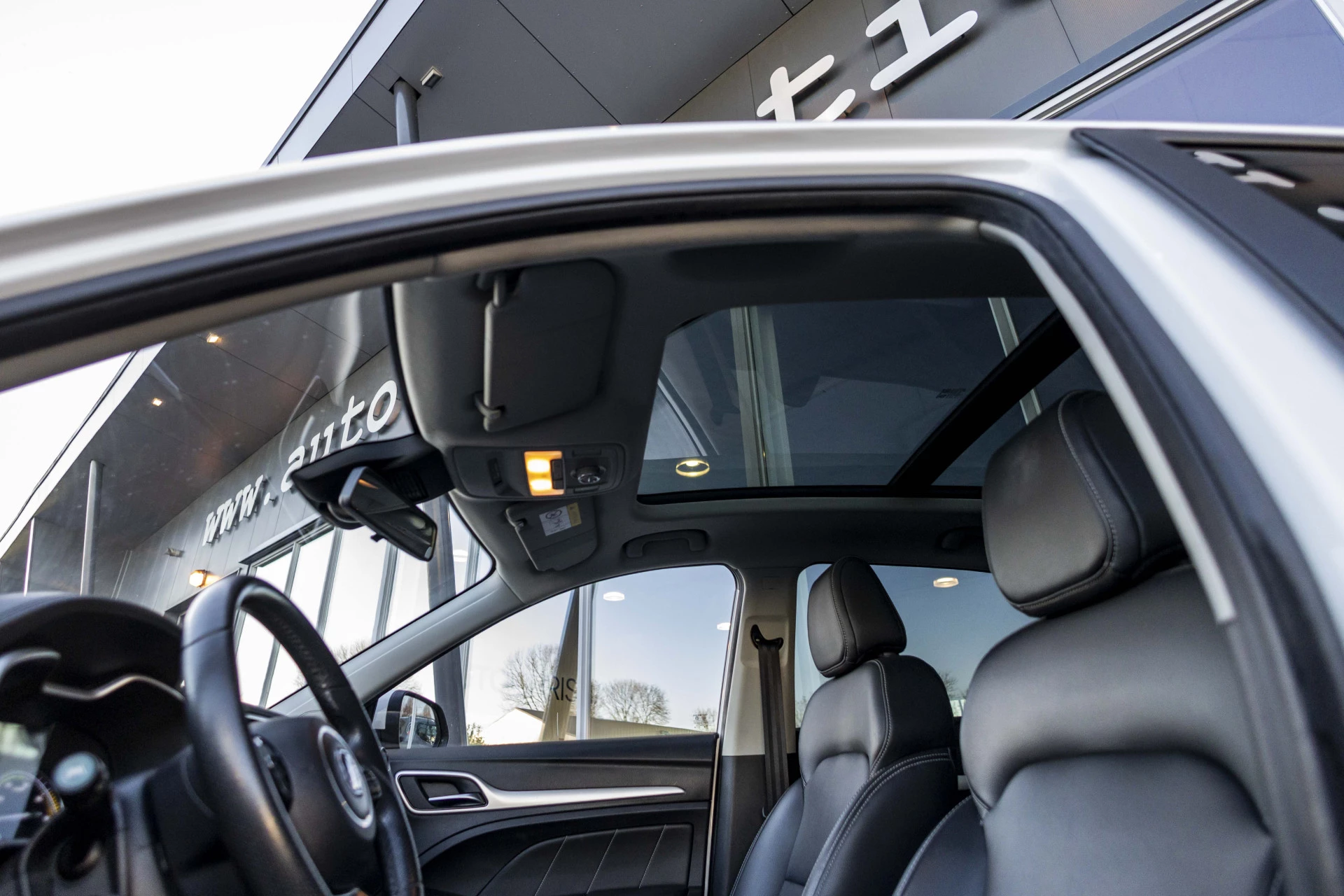 Hoofdafbeelding MG ZS EV