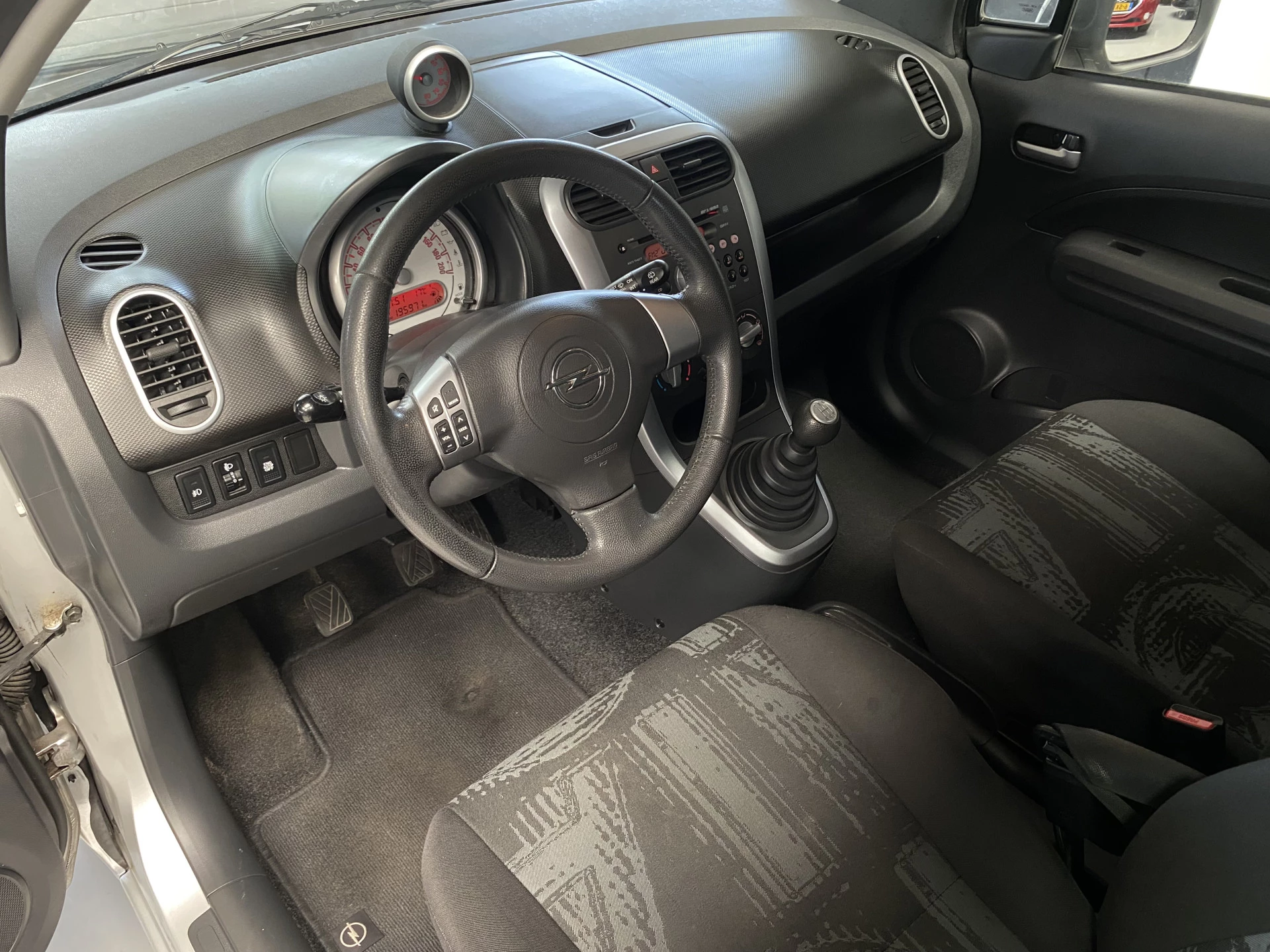 Hoofdafbeelding Opel Agila