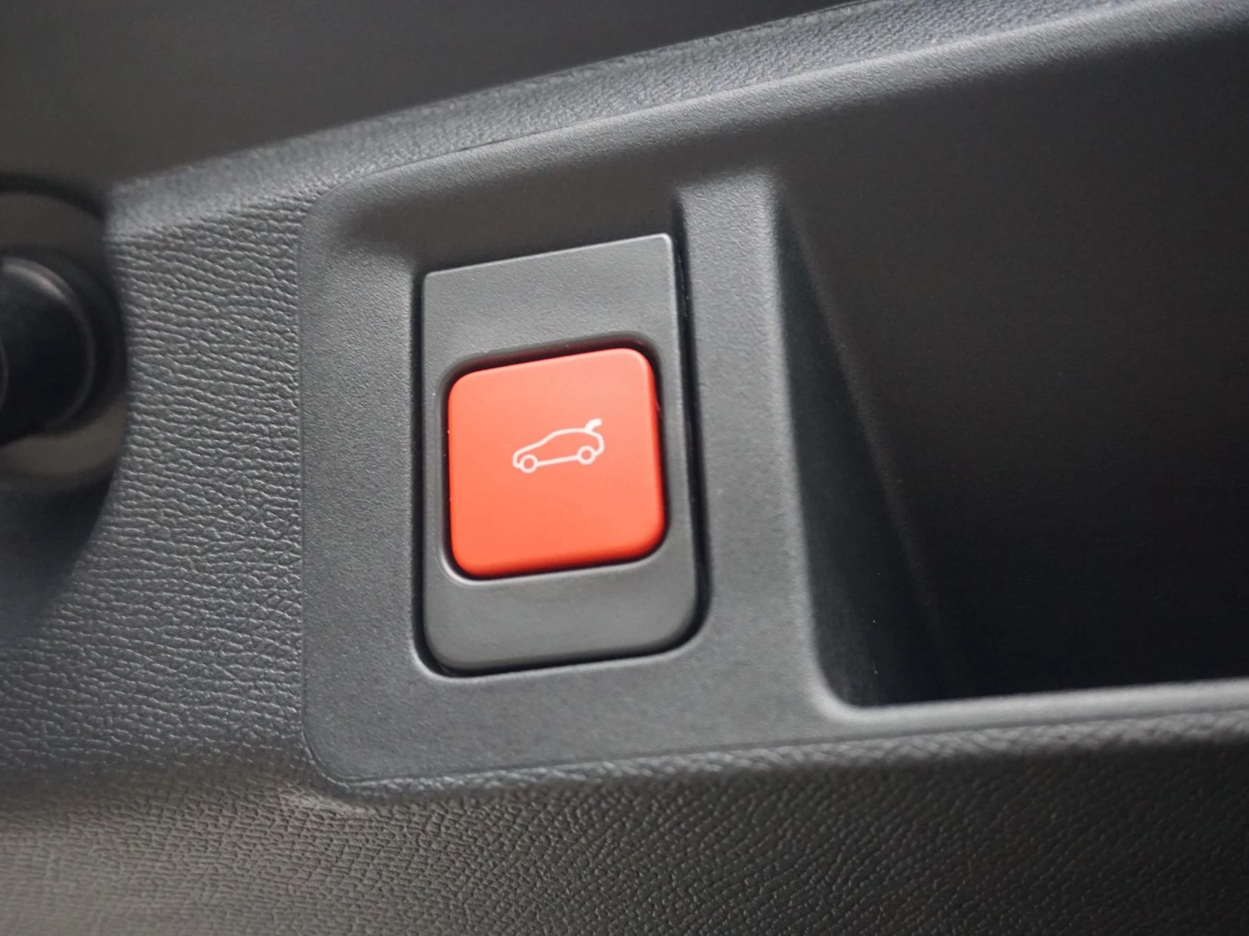 Hoofdafbeelding Peugeot e-308