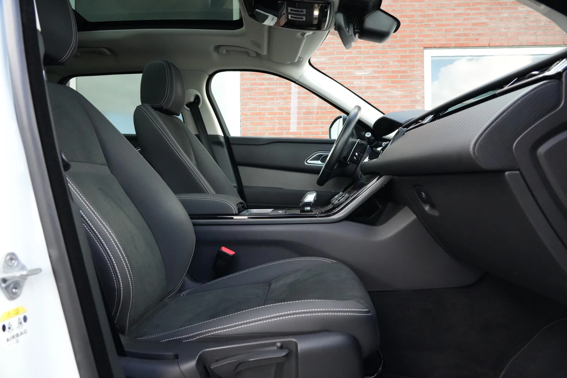 Hoofdafbeelding Land Rover Range Rover Velar