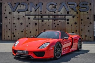 Hoofdafbeelding Porsche 918 Spyder Porsche 918 Spyder 4.6 | 1st OWNER | WEISSACH PARTS | LIFT | BURMESTER |