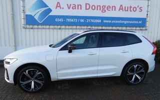 Hoofdafbeelding Volvo XC60 Volvo XC60 2.0 T6 Recharge AWD R-Design,Pano,ACC,360,Facelift