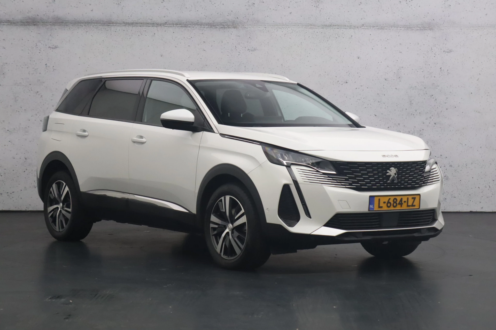 Hoofdafbeelding Peugeot 5008