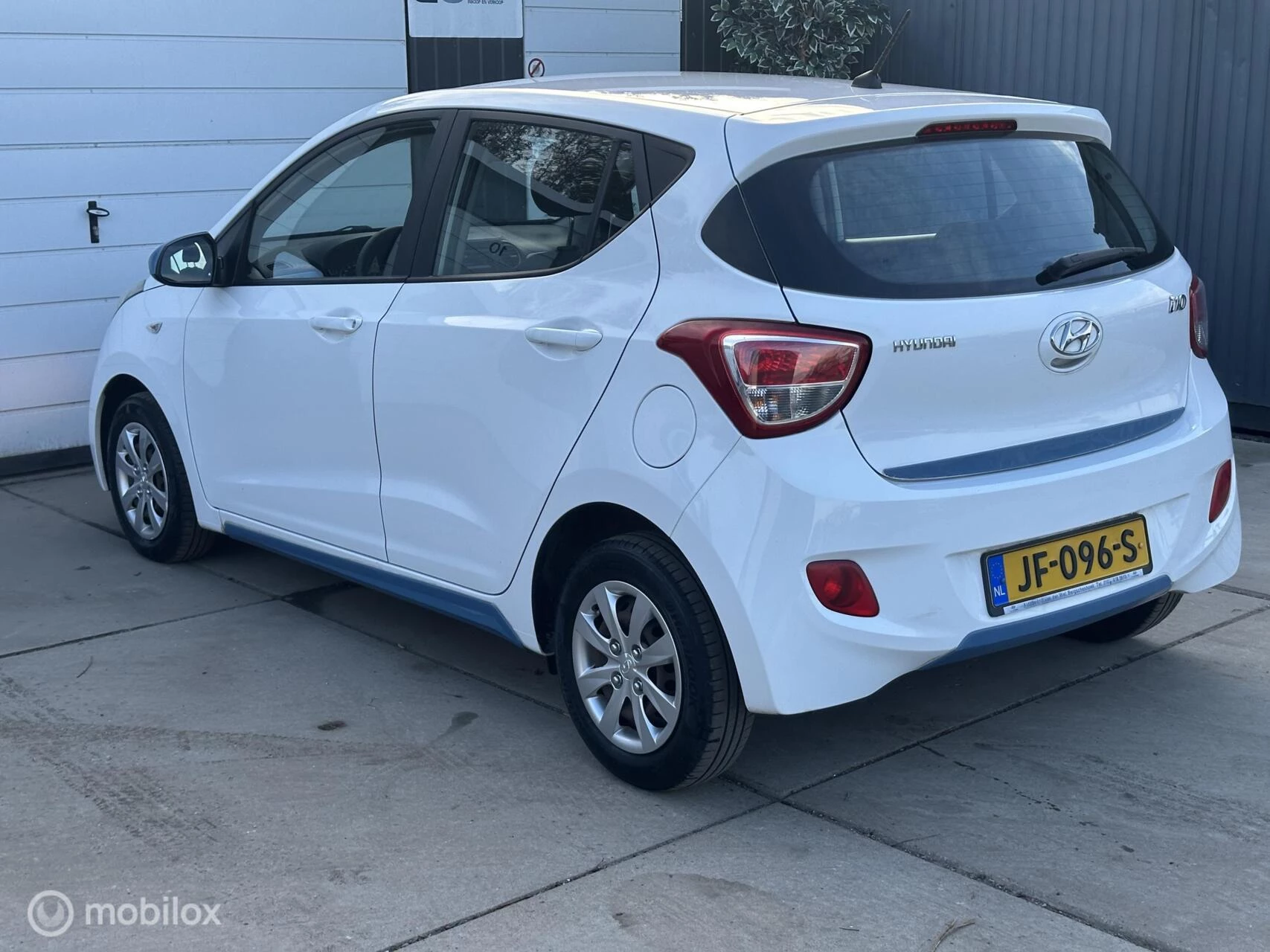 Hoofdafbeelding Hyundai i10