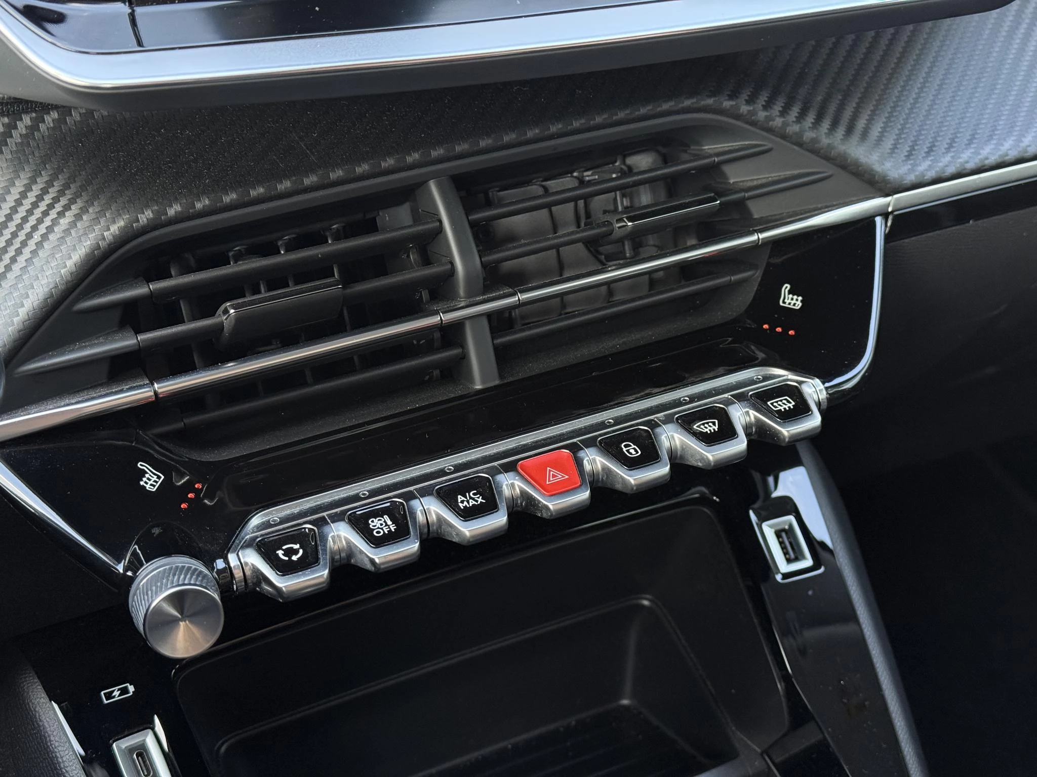 Hoofdafbeelding Peugeot e-208