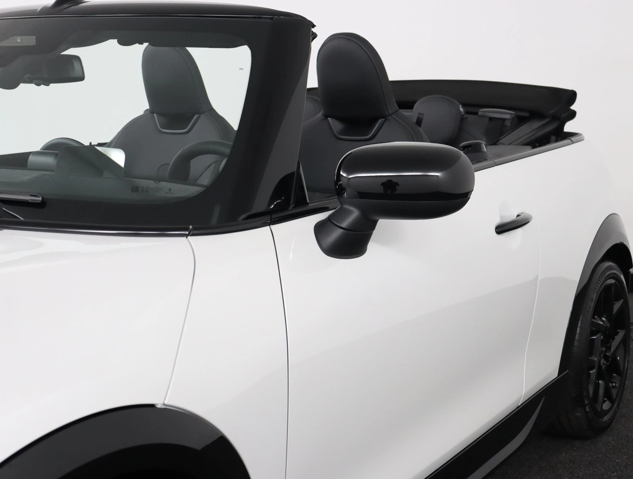Hoofdafbeelding MINI Cabrio