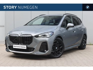 BMW 2 Serie Active Tourer 220i High Executive M Sport Automaat / Trekhaak  / Sportstoelen / Adaptieve LED / Comfort Access / Parking Assistant Plus / Memory Seats / Adaptief M Onderstel