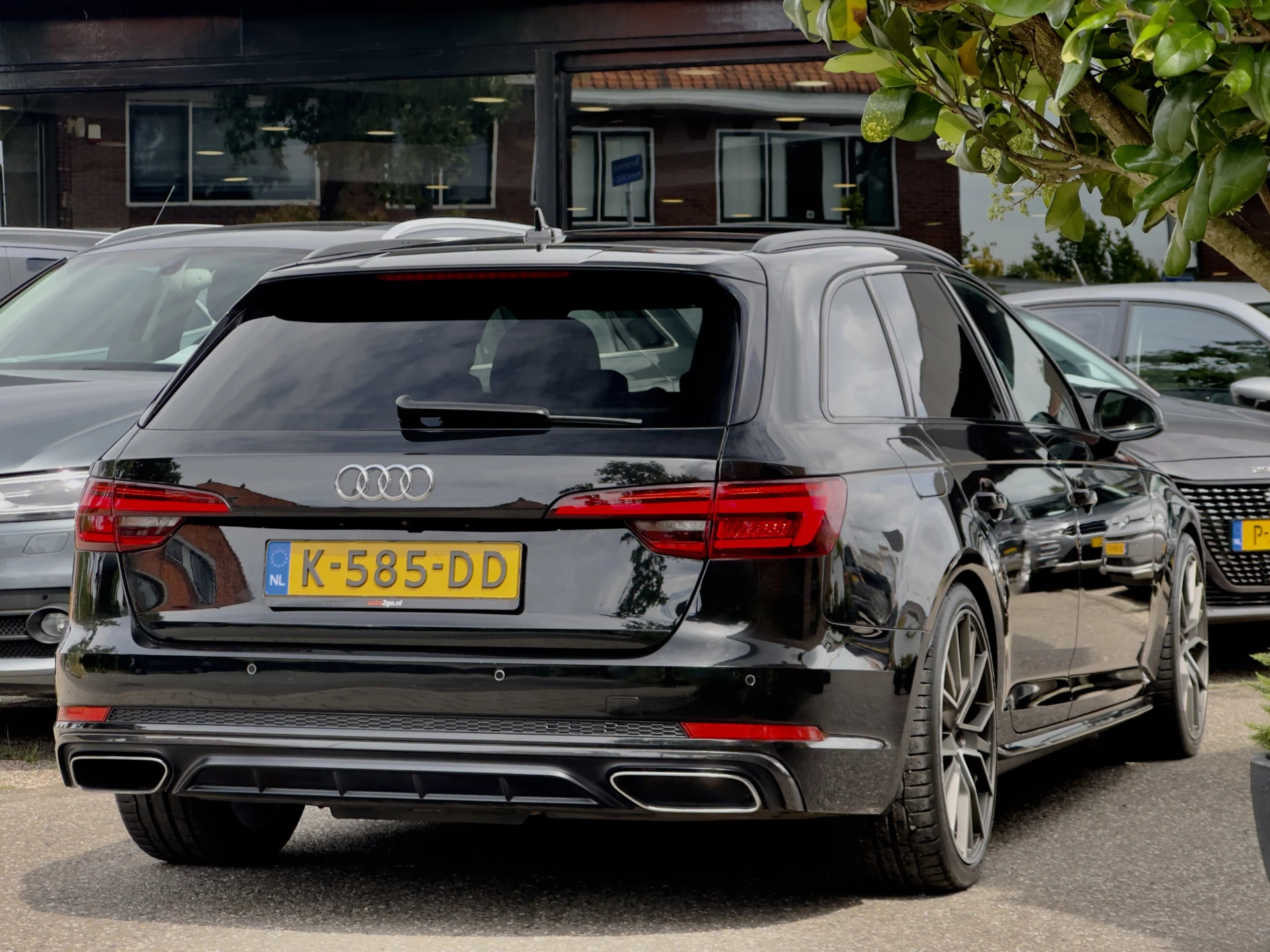 Hoofdafbeelding Audi A4