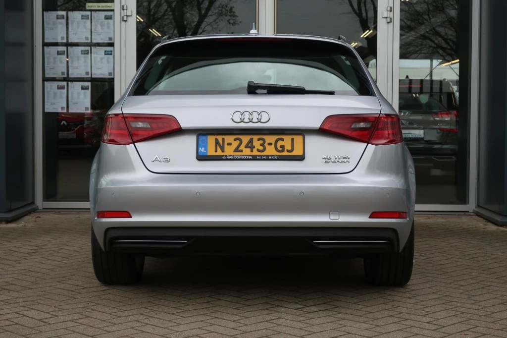 Hoofdafbeelding Audi e-tron