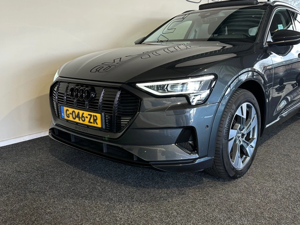Hoofdafbeelding Audi e-tron