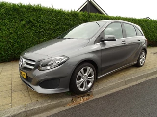 Hoofdafbeelding Mercedes-Benz B-Klasse Mercedes-Benz B-Klasse 180 BNS SOLUTION AMG-Automaat-Media-Cruise-Blth-Navi-Pdc